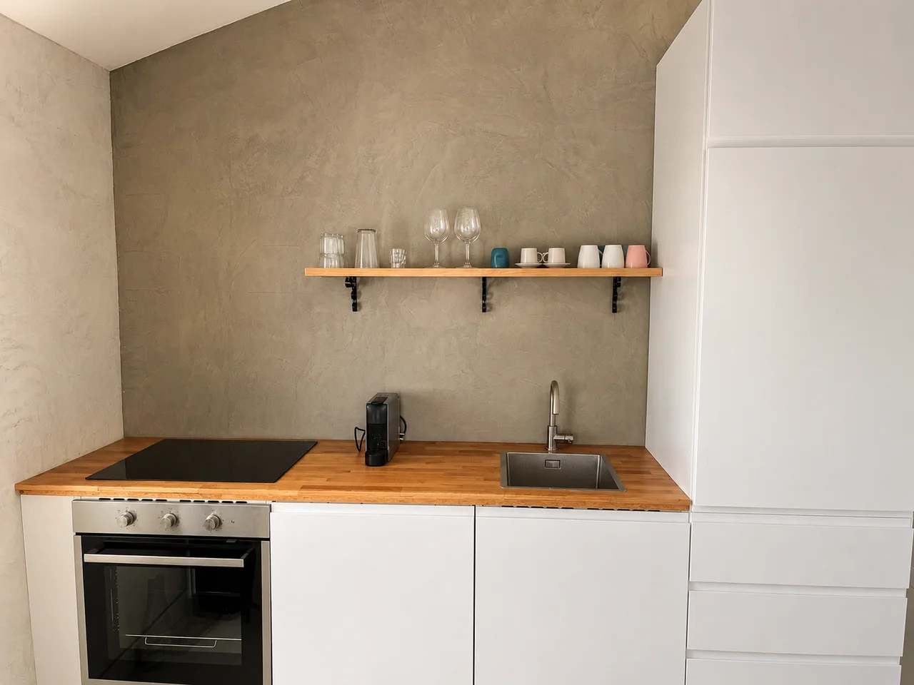 Brunac – Apt 4 – kitchen, Villa Brunac, Croatia – Pine Tree Dalmatia