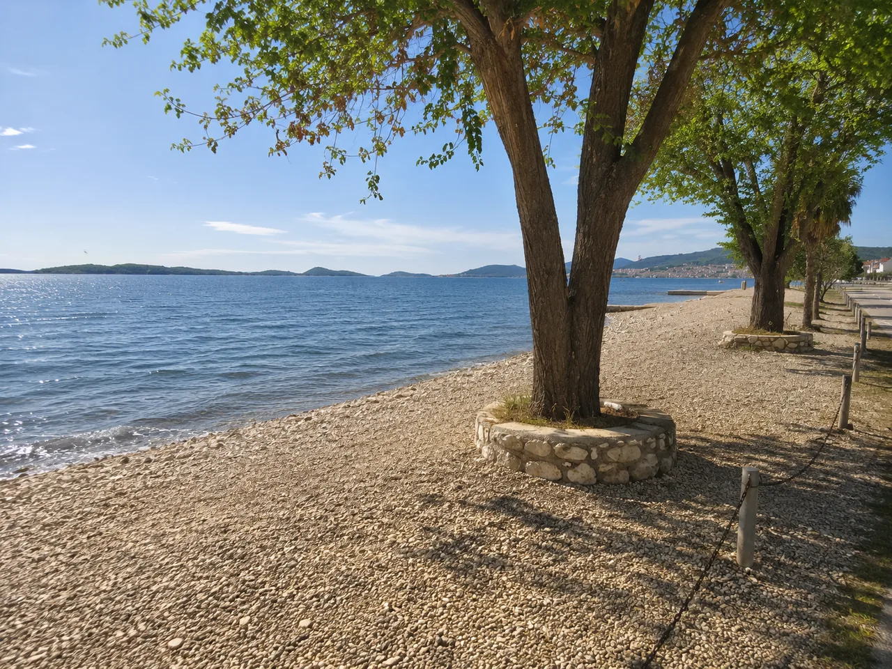 Srima pláže ve Střední Dalmácii – Tips 7 – Pine Tree Dalmatia